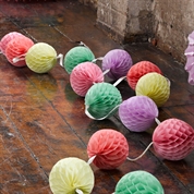 Guirnalda bolas nido de abeja